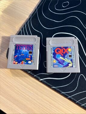 Nintendo Game Boy Color Games - Tetris & Qix